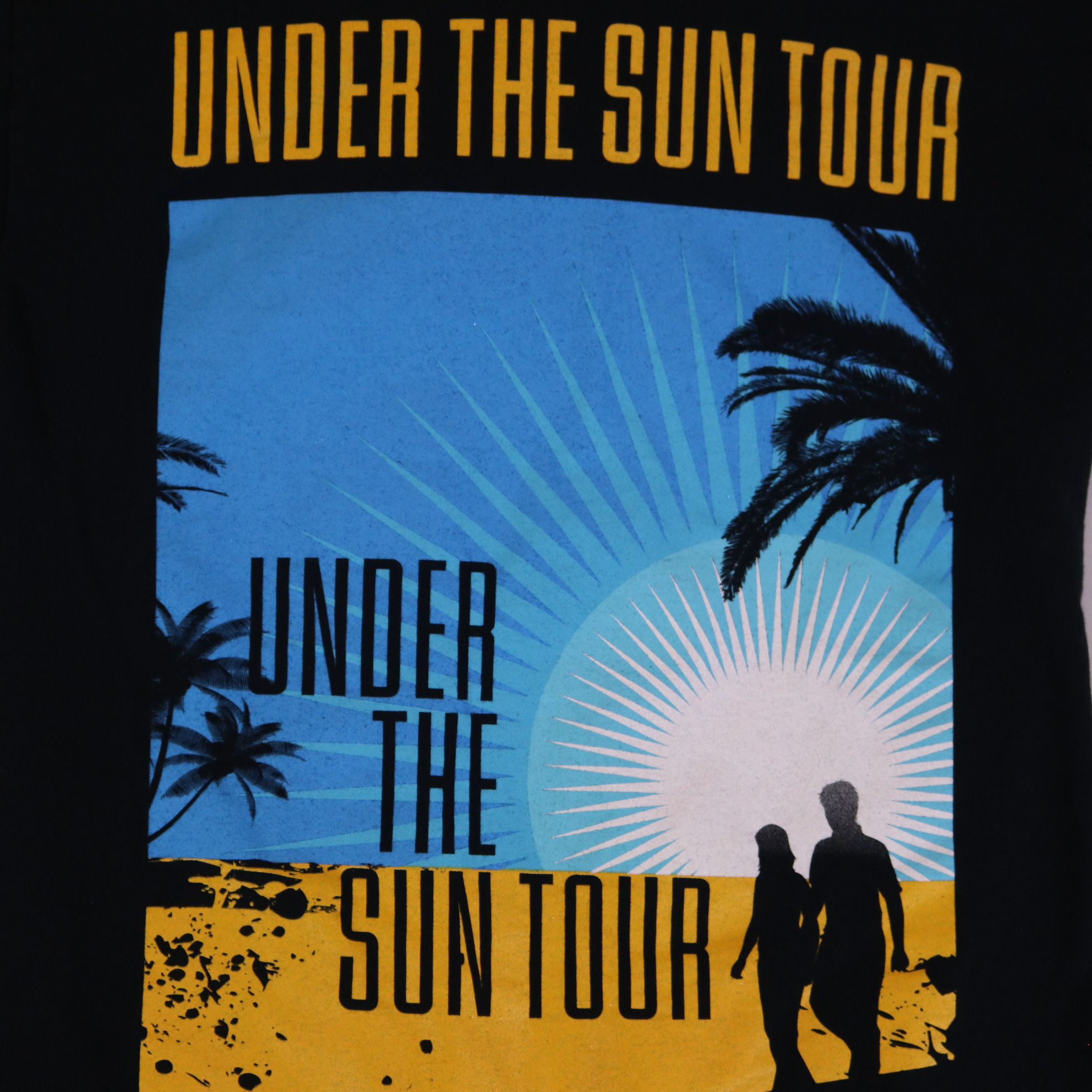 Under The Sun Tour Summer 2014 Concert T-Shirt Sugar Ray Smash Mouth Size M — front